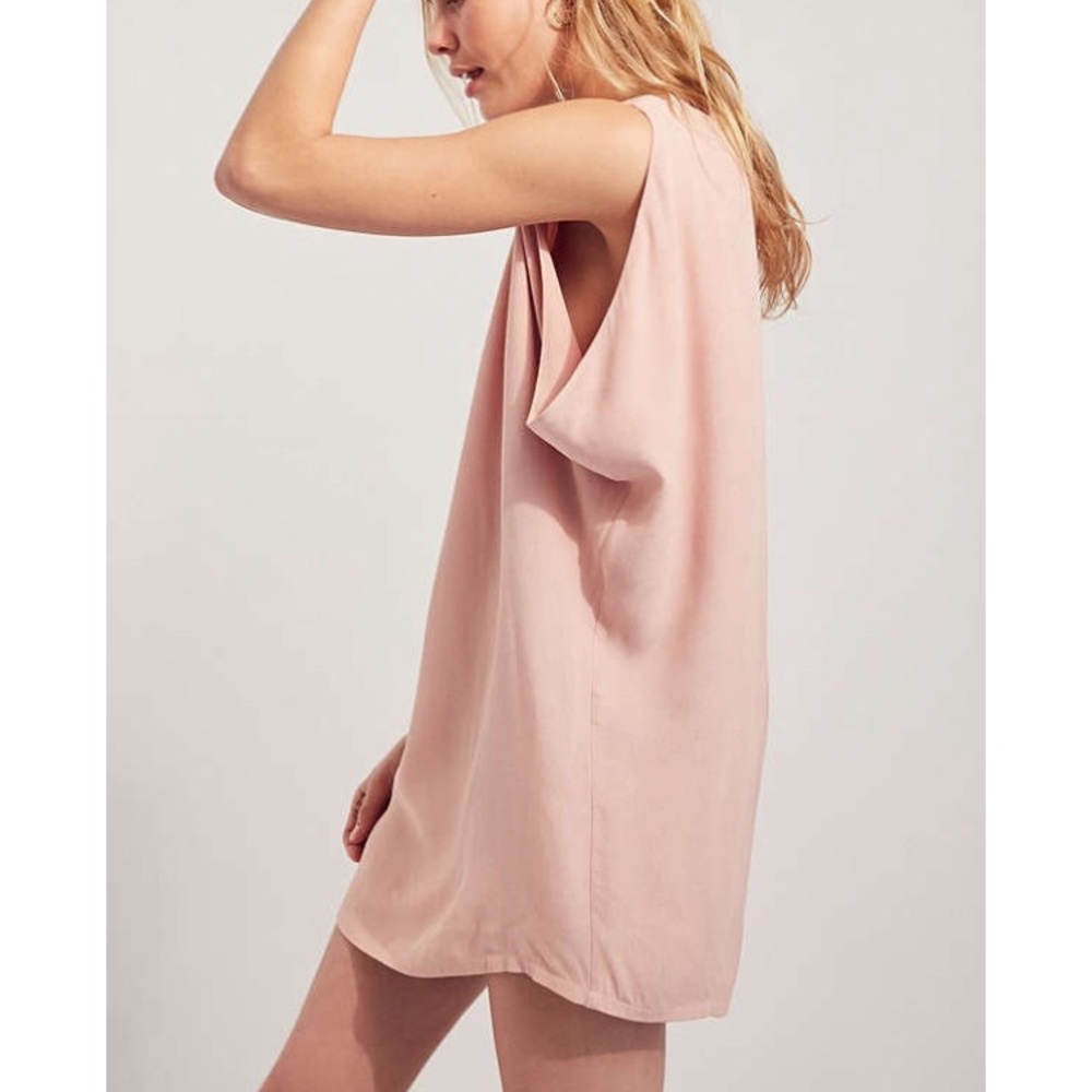 Kimchi Blue Soft Shoulder Shift Dress, $69